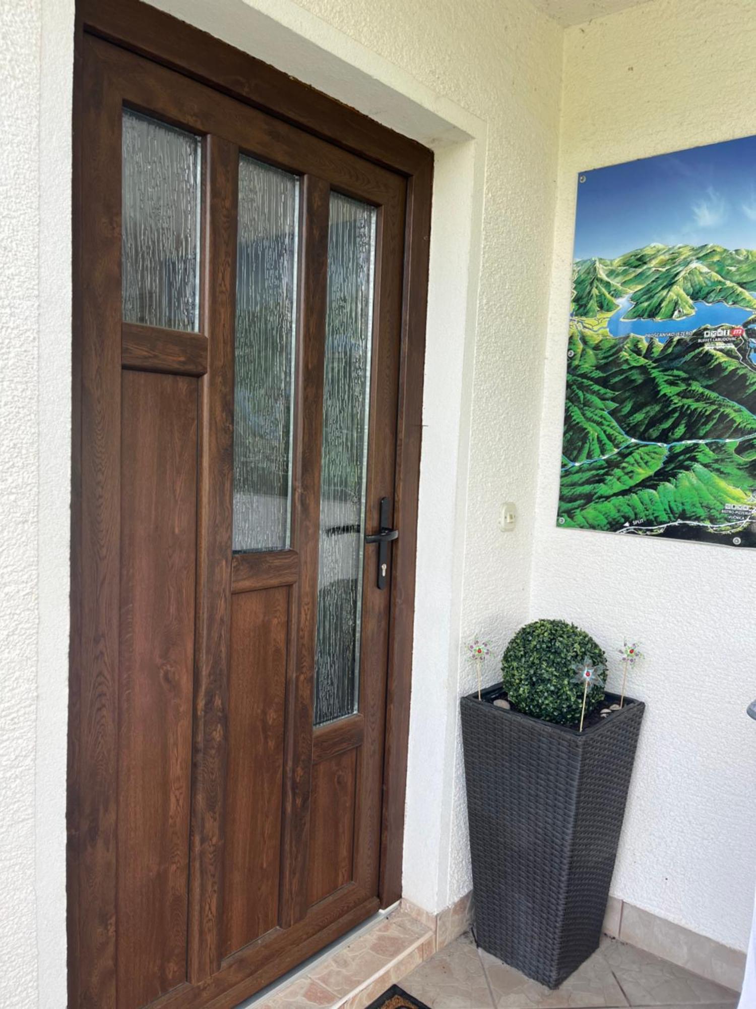 Guest House Stefanija Poljanak Exterior photo